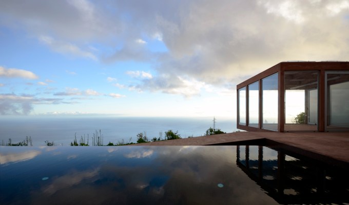 Pool and wintergarden are&nbsp;finished